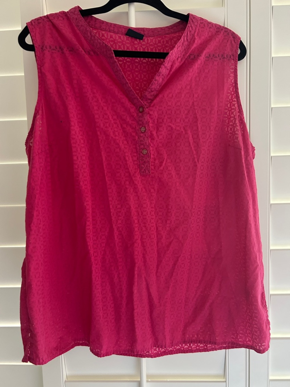 Basic Editions Sleeveless Eyelet Henley in Fuchsia